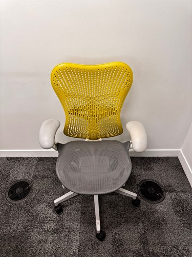 Herman miller mirra office - herman,