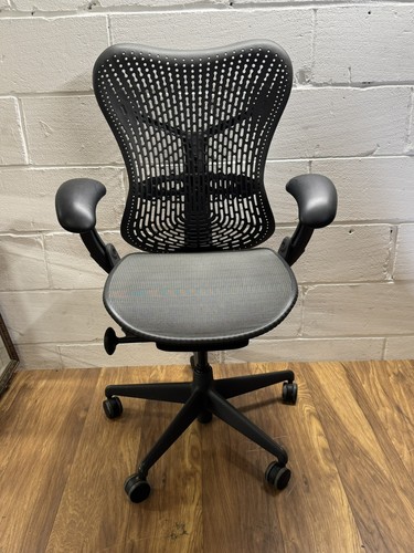 Herman miller mirra 1 - a,