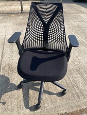 Herman Miller Saul  Triflex